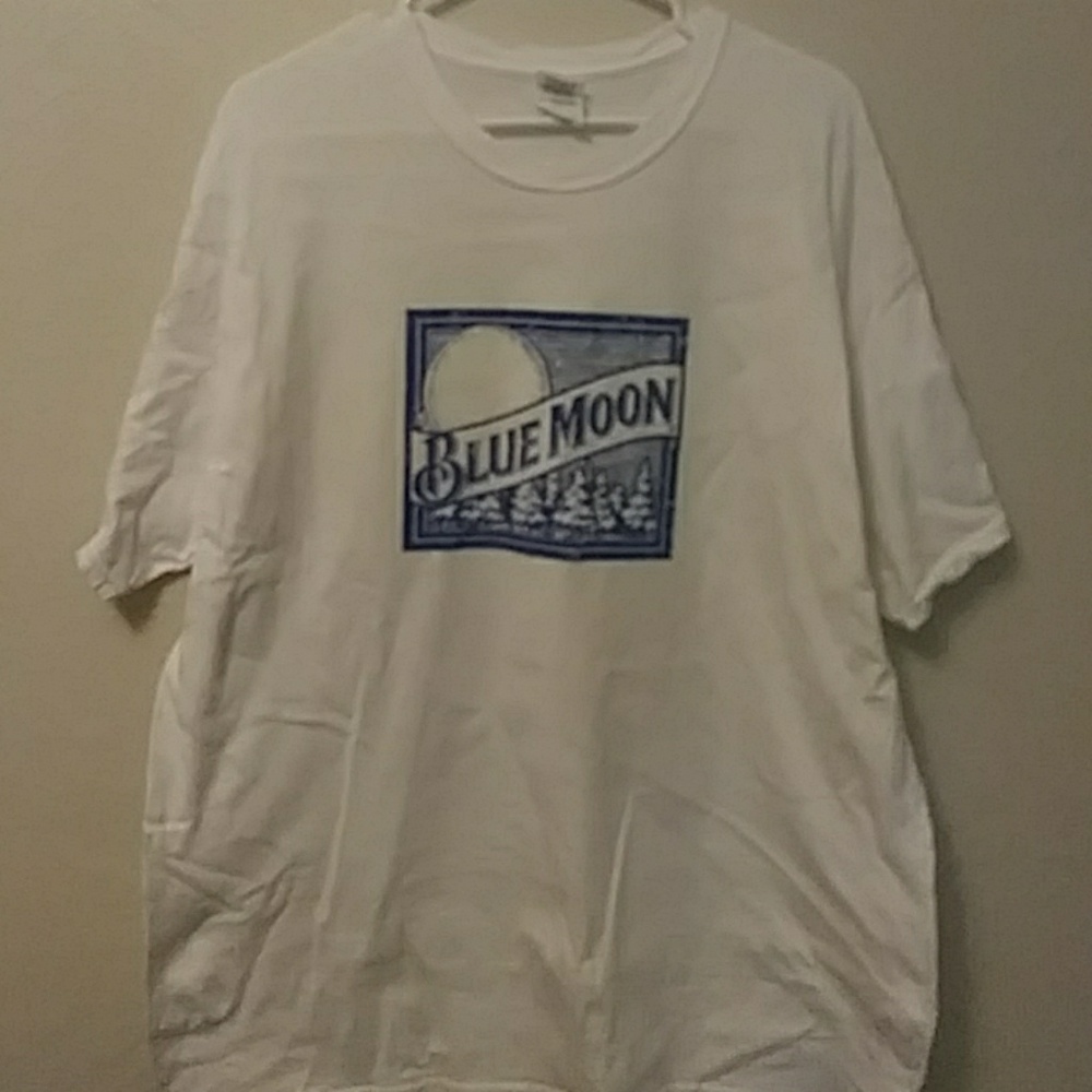 Blue moon t-shirt size xl